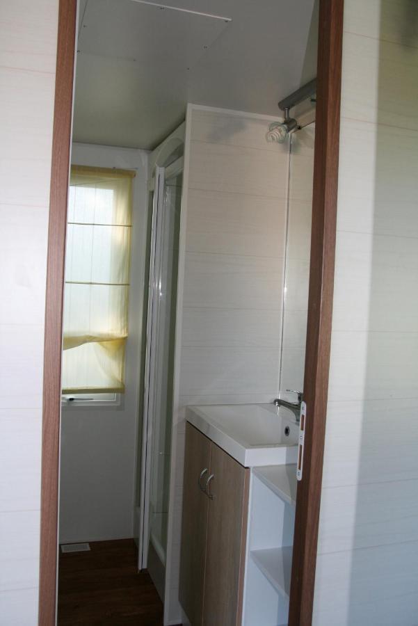 Logis De L'Aubonniere Hotel Chaille-sous-les-Ormeaux Luaran gambar