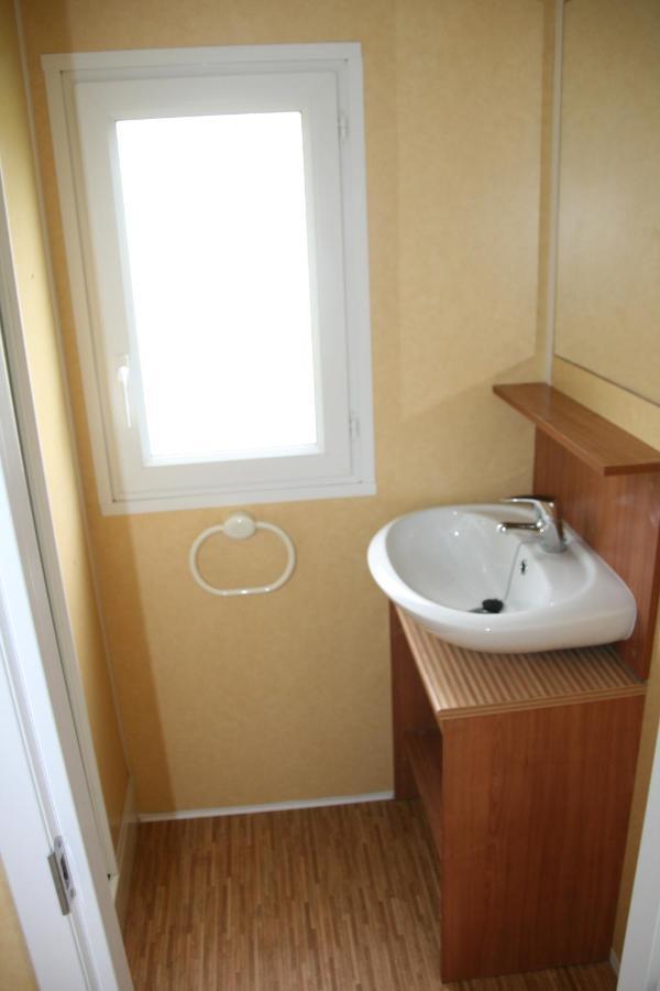 Logis De L'Aubonniere Hotel Chaille-sous-les-Ormeaux Luaran gambar